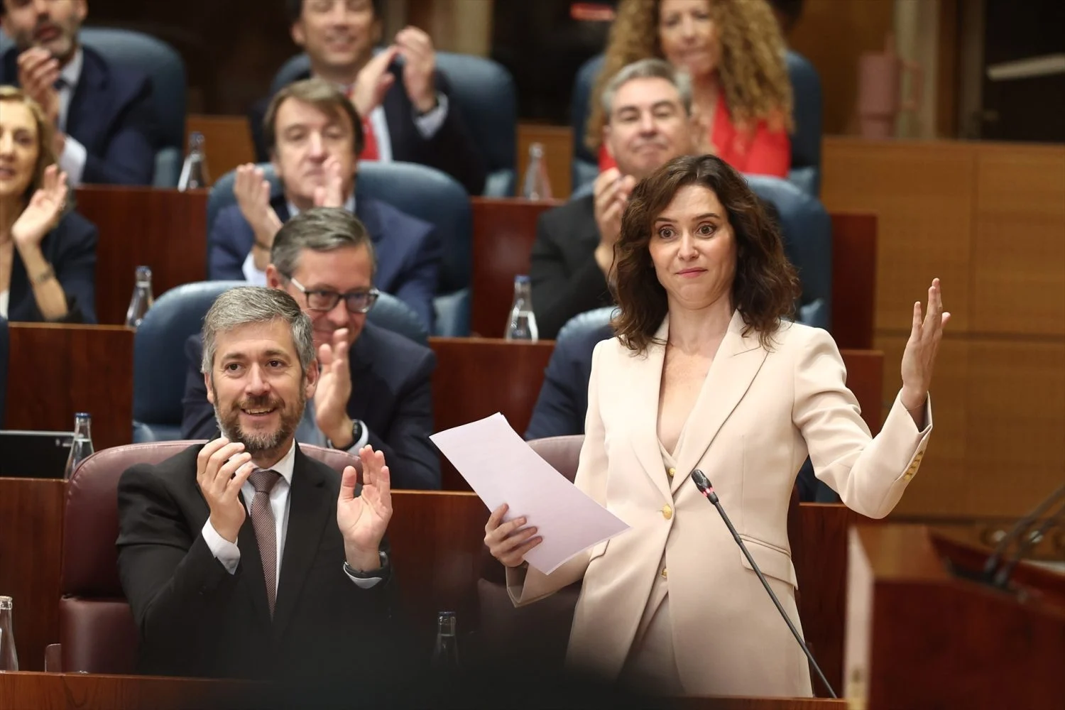 La presidenta de la Comunidad de Madrid, Isabel Díaz Ayuso durante el pleno en la Asamblea