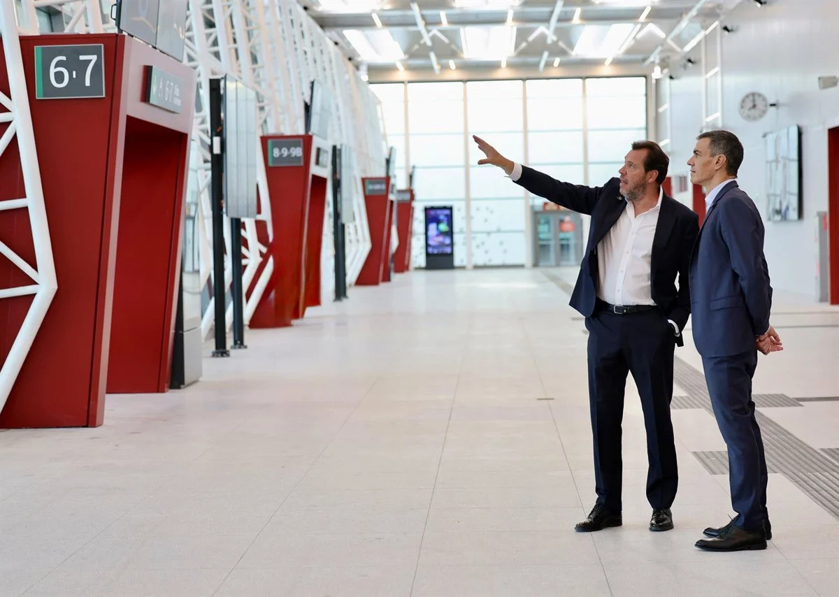 El 'plan Z' de Sánchez pasará por retener el control de Ferraz a través de Illa y Puente 1 Moncloa Sánchez