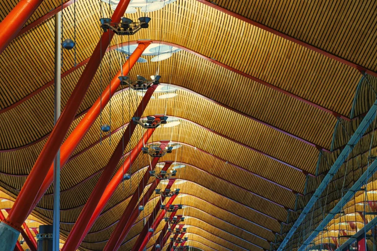 Aeropuerto de Bilbao: guerra política entre PNV y EH Bildu por el nombre
