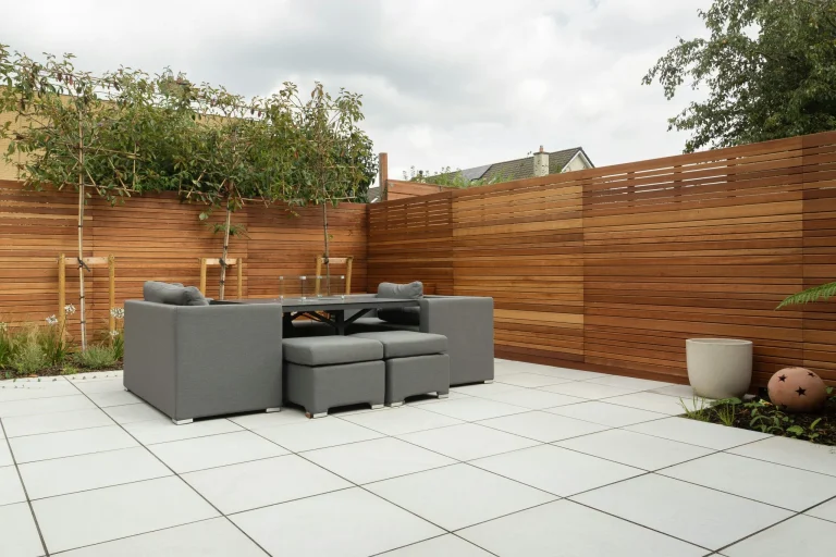 Nunca renueves tu terraza sin ver esta oferta de Leroy Merlin en baldosas de madera natural: hasta un 43% de descuento