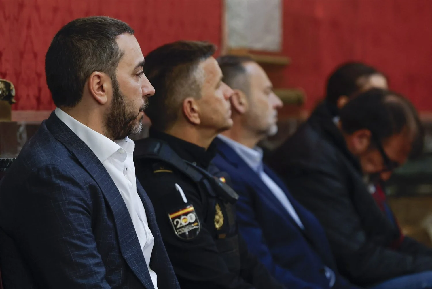 empresario_victor_aldama_banquillo_acusados_juicio_caso_mascarillas Los tres enjuiciados por el Supremo, Aldama, Ábalos y Koldo García. AGENCIAS