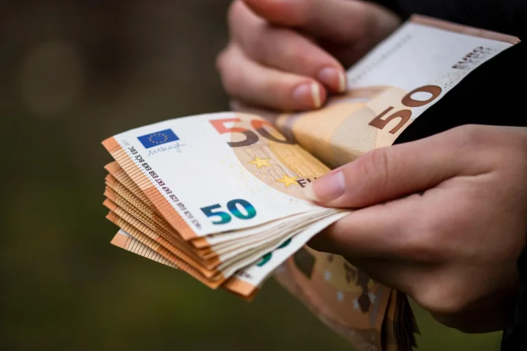 Gasto de hogares asturianos en máximos históricos: 31.281 euros de media en 2025, vivienda y alimentación lideran