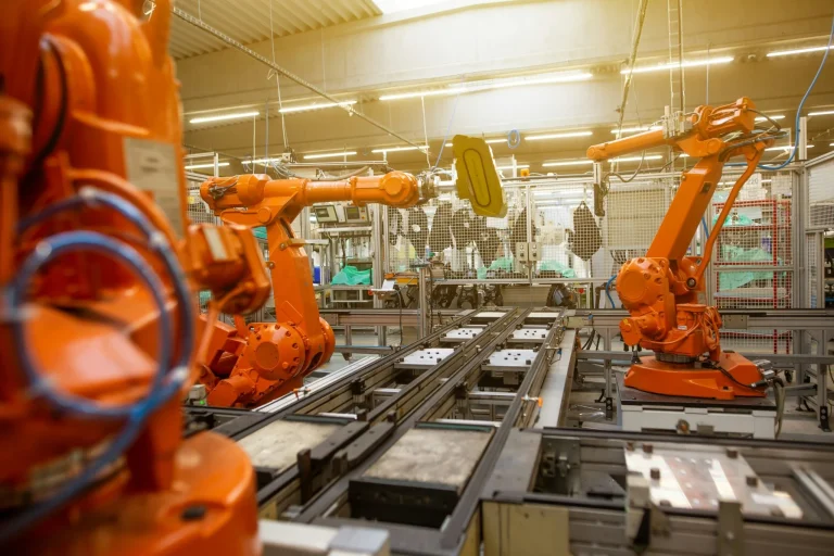 Bruselas aprueba una costosa estrategia de competitividad: 500.000 millones en tecnología y defensa