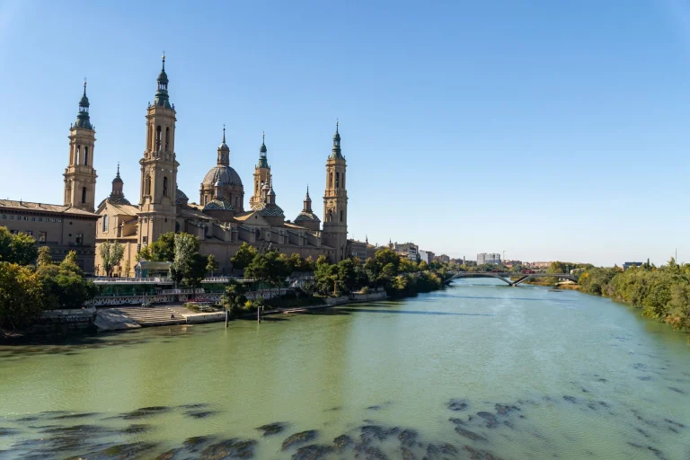 Aragón registra 933 hipotecas en abril: un 4,2% más que en 2025 y 130,5 millones prestados