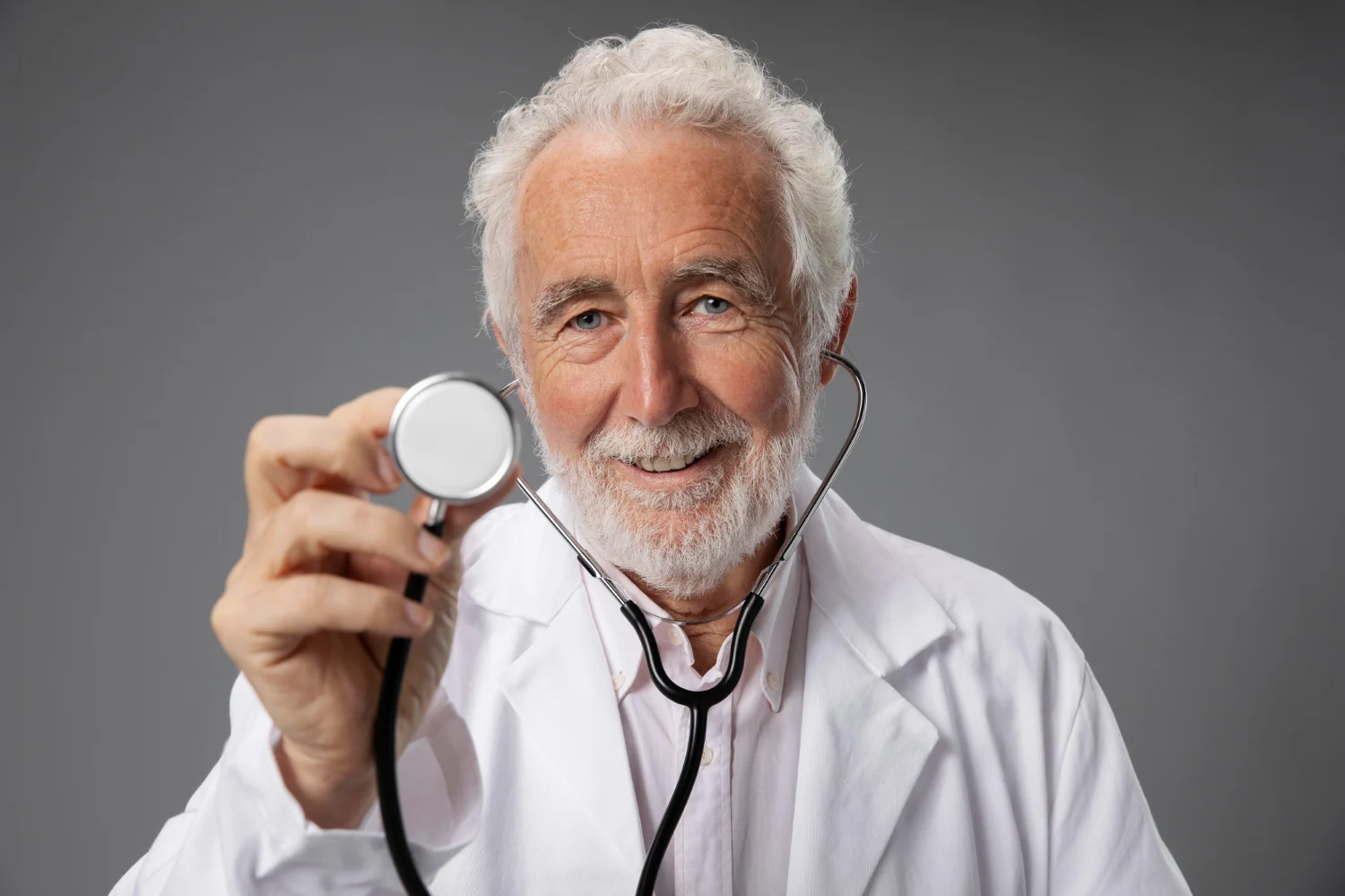 médico cardiologo