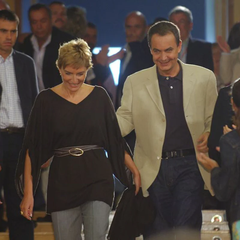 El rastro de los 2.243.401€ recibidos por Zapatero en los últimos cinco años 2 Moncloa presidente gobierno zapatero saluda sonsoles espinosa esposa Moncloa