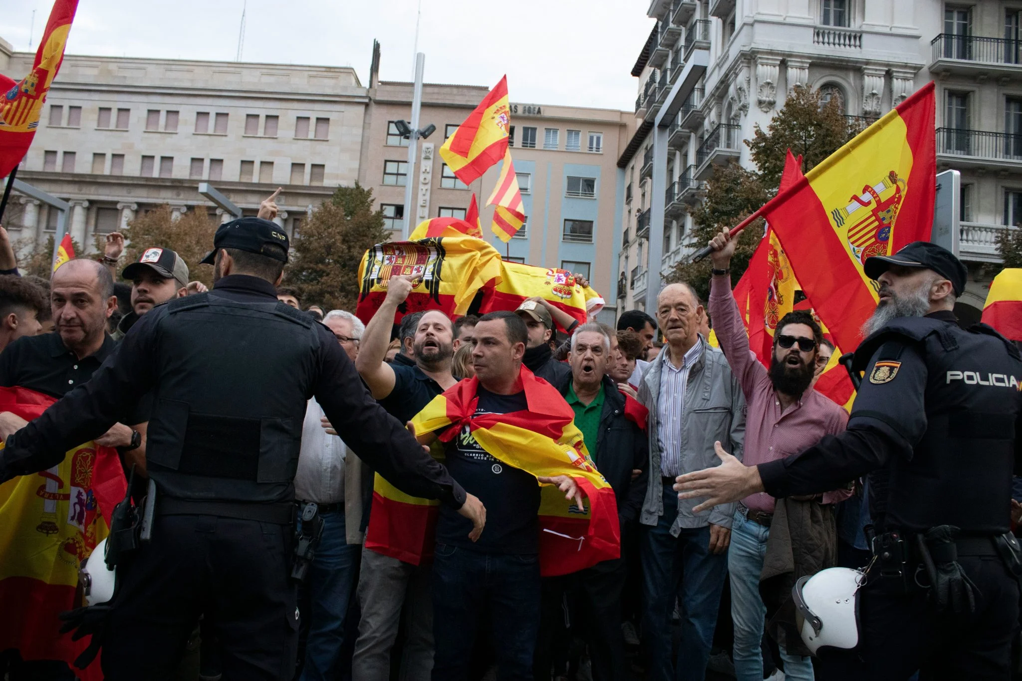 protestas-contra-vox-granada-activistas-portada Protestas contra Vox Granada