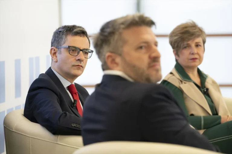 Aimar Bretos impulsa una ‘cacería’ de colaboradores de Àngels Barceló: de Javier Ocaña a Martín Bianchi