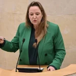 Un juez de Cantabria investiga a la portavoz de VOX por el uso de un bolígrafo grabador