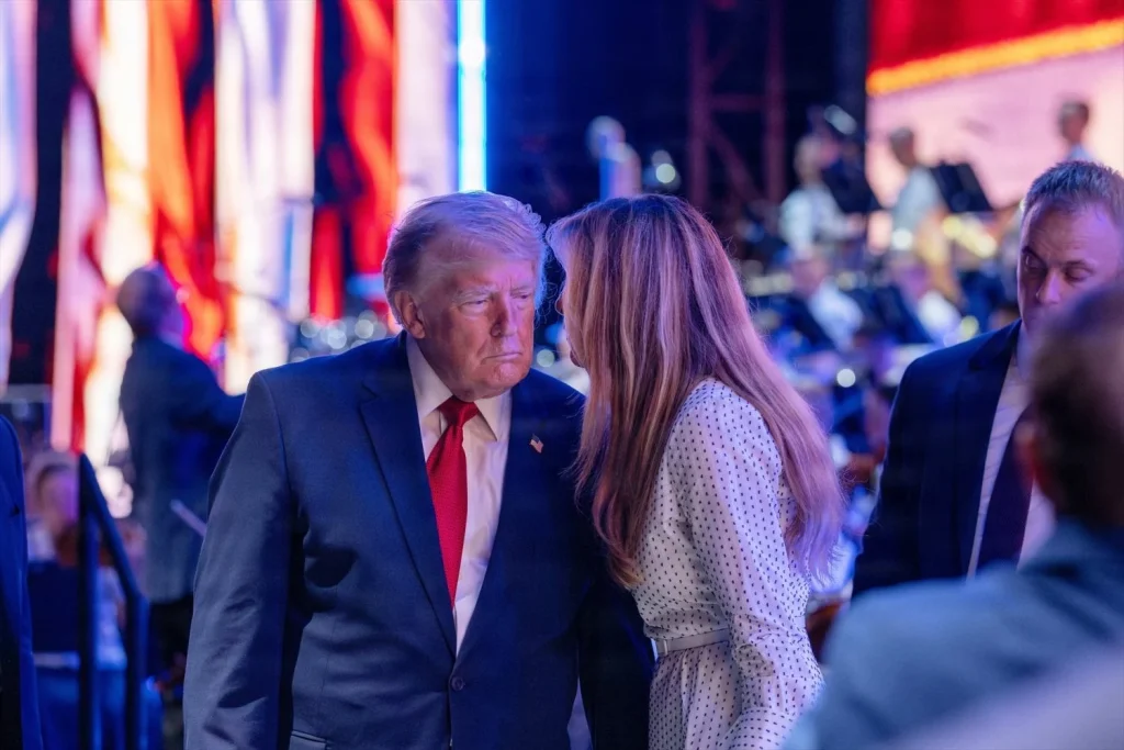 Trump multiplica por cuatro su fortuna anual con un negocio que él mismo regula 3 Moncloa EuropaPress 7650260 july 2026 washington dc united states us president donald trump and first Moncloa