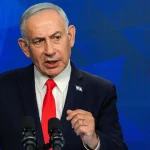 51 exaltos cargos de la inteligencia israelí acusan a Netanyahu de rozar la traición con los submarinos Dolphin