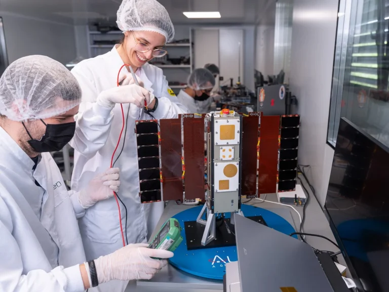 CyberCUBE: Así es el revolucionario satélite español que blindará la seguridad espacial europea