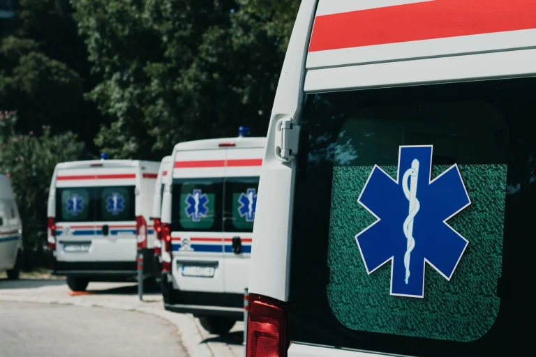 El Gobierno Vasco autoriza la millonaria licitación de ambulancias de Osakidetza tras la crisis de Grup La Pau