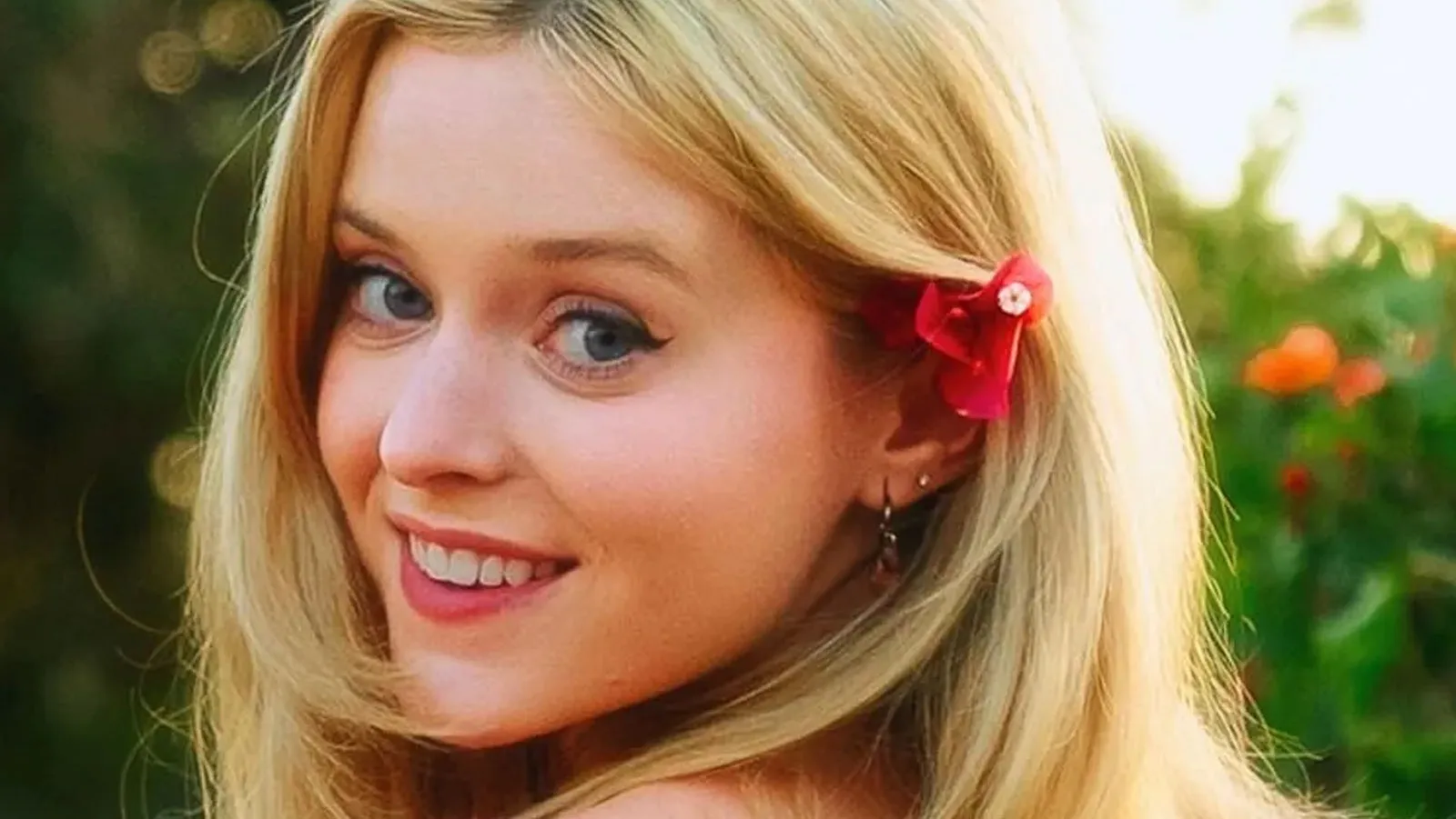 Elle', la precuela de 'Una rubia muy legal', llega mañana a Prime Video con Lexi Minetree como protagonista Elle', la precuela de 'Una rubia muy legal', llega mañana a Prime Video con Lexi Minetree como protagonista