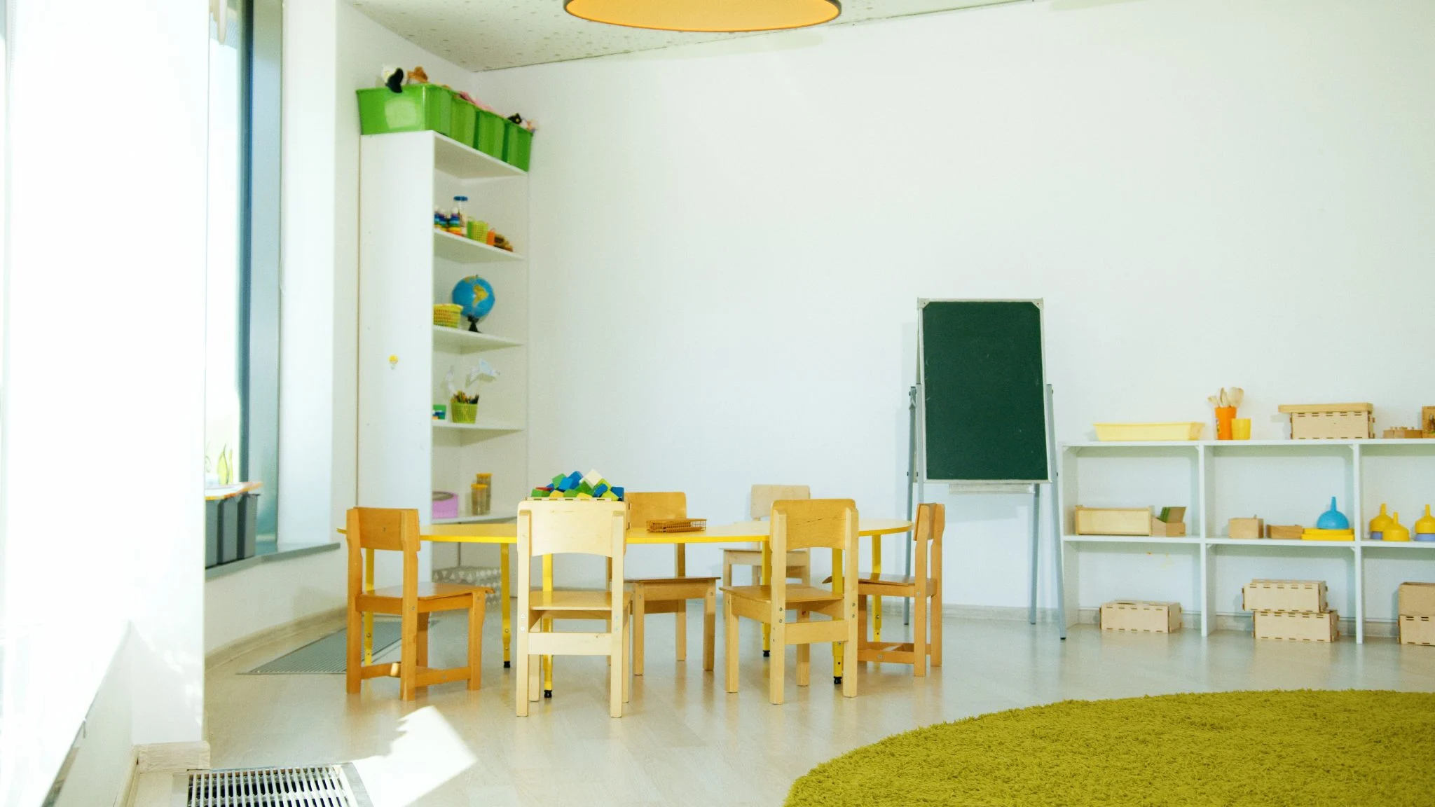 escolarizacion-gratuita-andalucia-0-3-ju-portada escolarización gratuita Andalucía