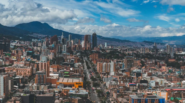 El gabinete de Abelardo de la Espriella que pone en juego las inversiones españolas en Colombia
