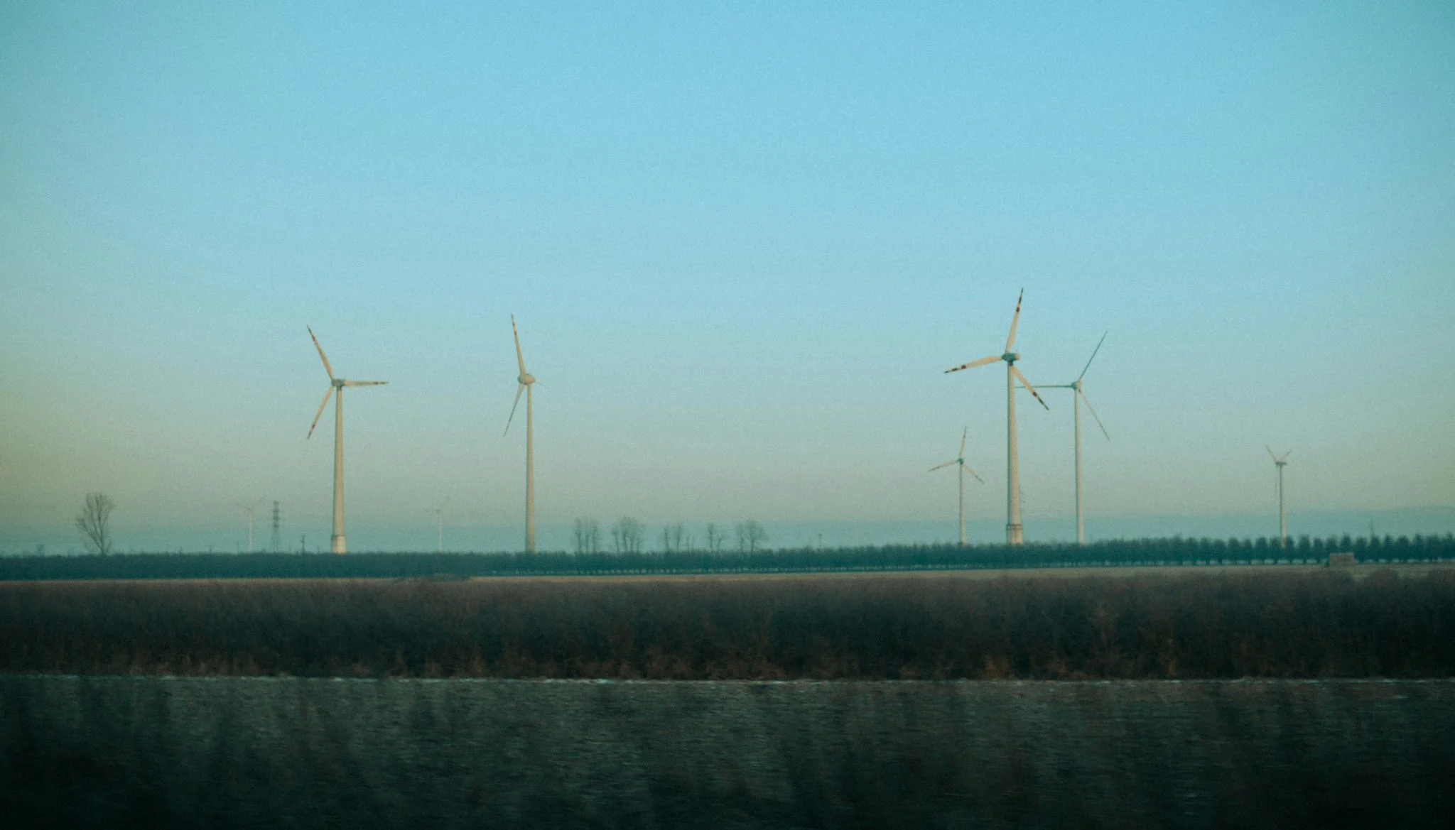 KKR cierra la compra de renovables de EDF en Norteamérica por 4.200 millones 1 Moncloa private equity energías limpias