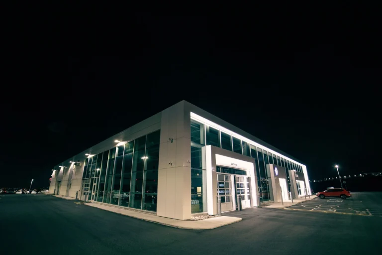 Lynk & Co abre concesionario en Córdoba con Grupo Vypsa y refuerza su expansión en Andalucía