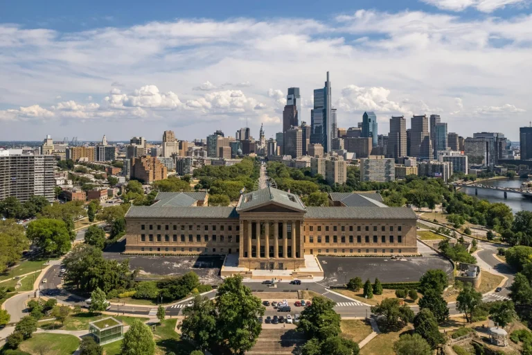 Papa León XIV en Lampedusa: el homenaje a los migrantes fallecidos que reabre el debate migratorio en la UE