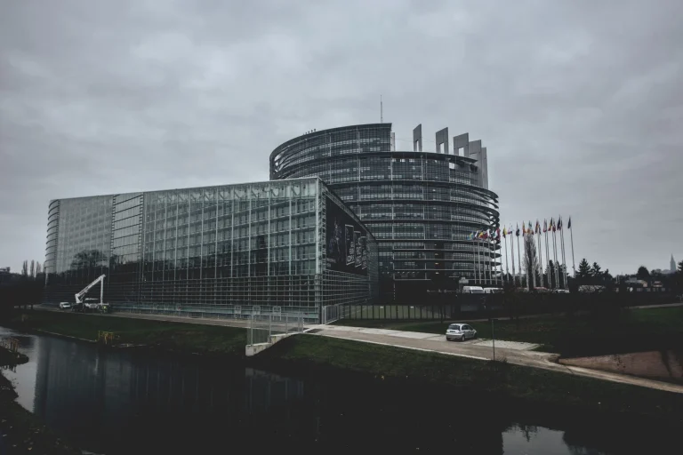 Citizen Lab revela: Pegasus infecta dos veces a Stelios Kouloglou, del comité PEGA del Parlamento Europeo