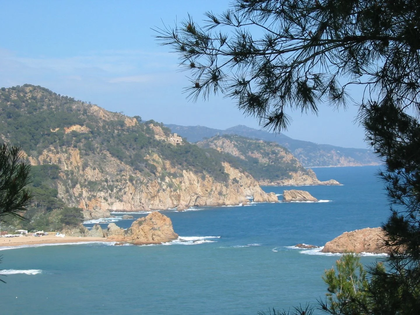 La cala oculta de la Costa Brava que ya compite con Ibiza para la última semana de agosto La cala oculta de la Costa Brava que ya compite con Ibiza para la última semana de agosto