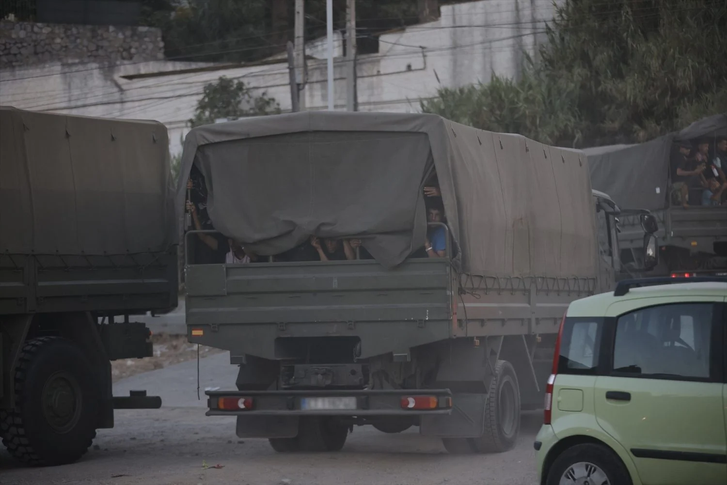 amion_militar_transporta_personas_agosto_2026_ceuta_espana_frontera