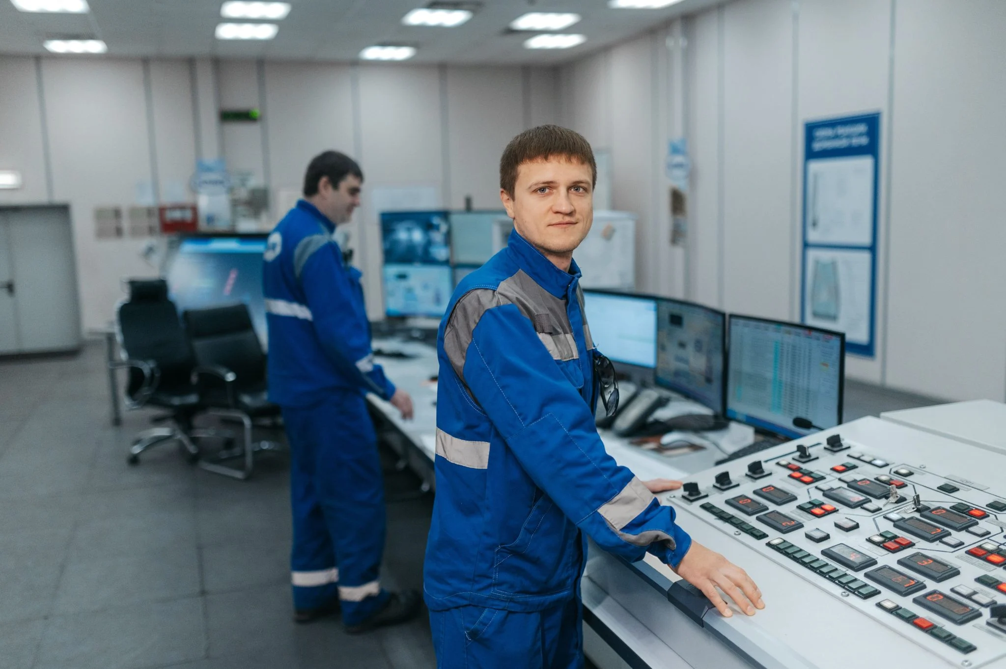 Ataque a infraestructuras críticas: CISA, FBI, NSA, DOE y EPA alertan por PLC Siemens S7 con IA 1 Moncloa PLC Siemens S7