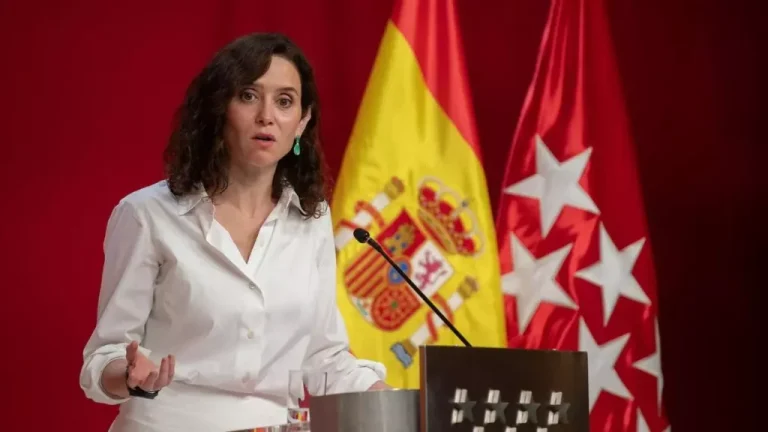 La vendedora del ático al Gobierno de Ayuso acepta que se revelen los expedientes
