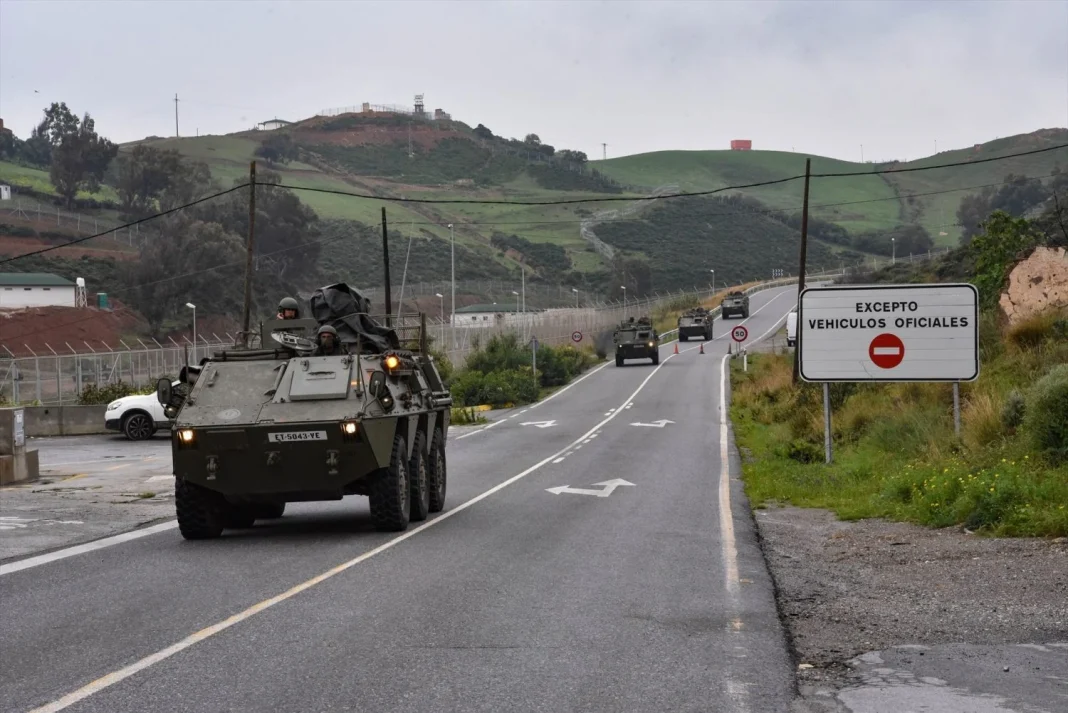 ejercito_patrullando_perimetro_fronterizo_espana_marruecos_frontera_ceuta El ejército desplegado en Ceuta. EP