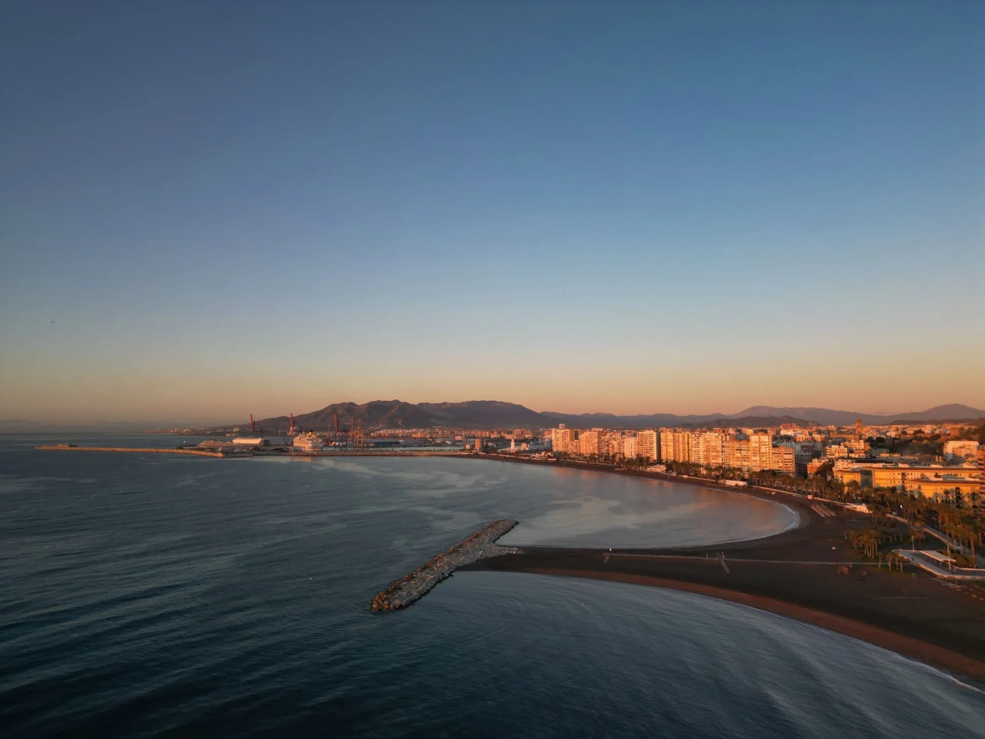 gasto-turistico-malaga-lidera-crecimient-portada gasto turístico Málaga