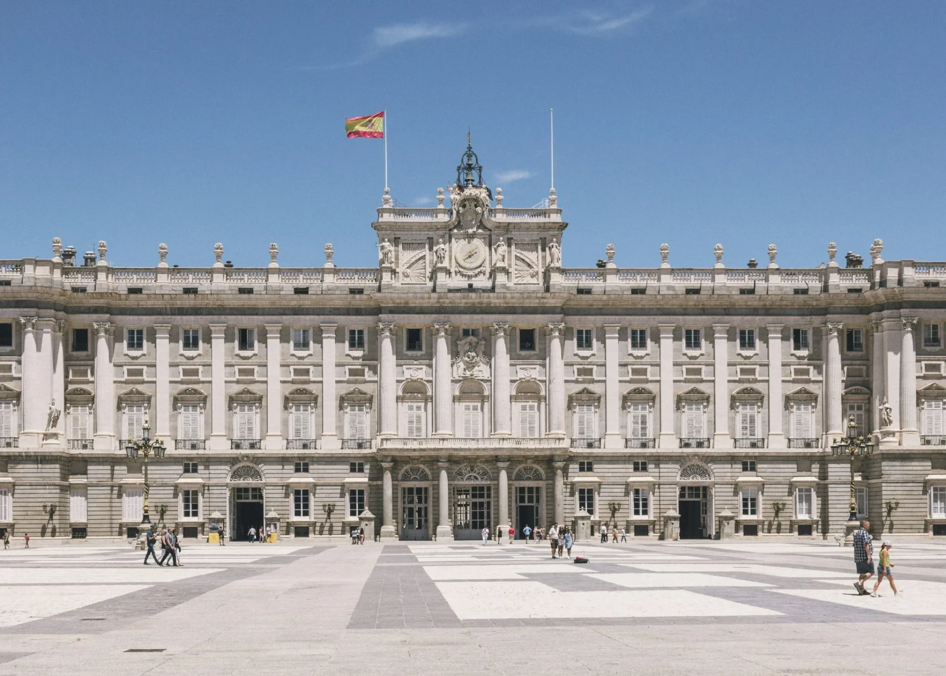 pp-moviliza-diputados-ayuso-atico-portada crisis ático Ayuso