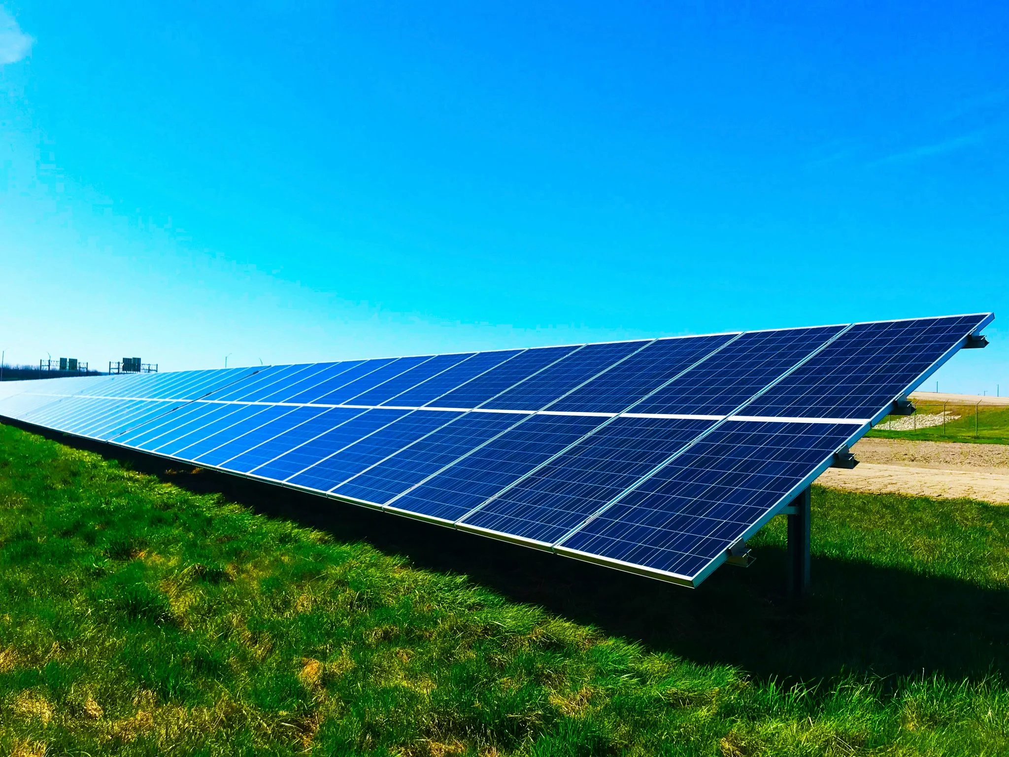 La solar supera al carbón en Utah por primera vez: 1 TWh en mayo, un tercio del mix eléctrico 1 Moncloa mix eléctrico Utah