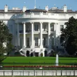 Suplantación de espías: así se cuelan en la cúpula de la Casa Blanca y Downing Street