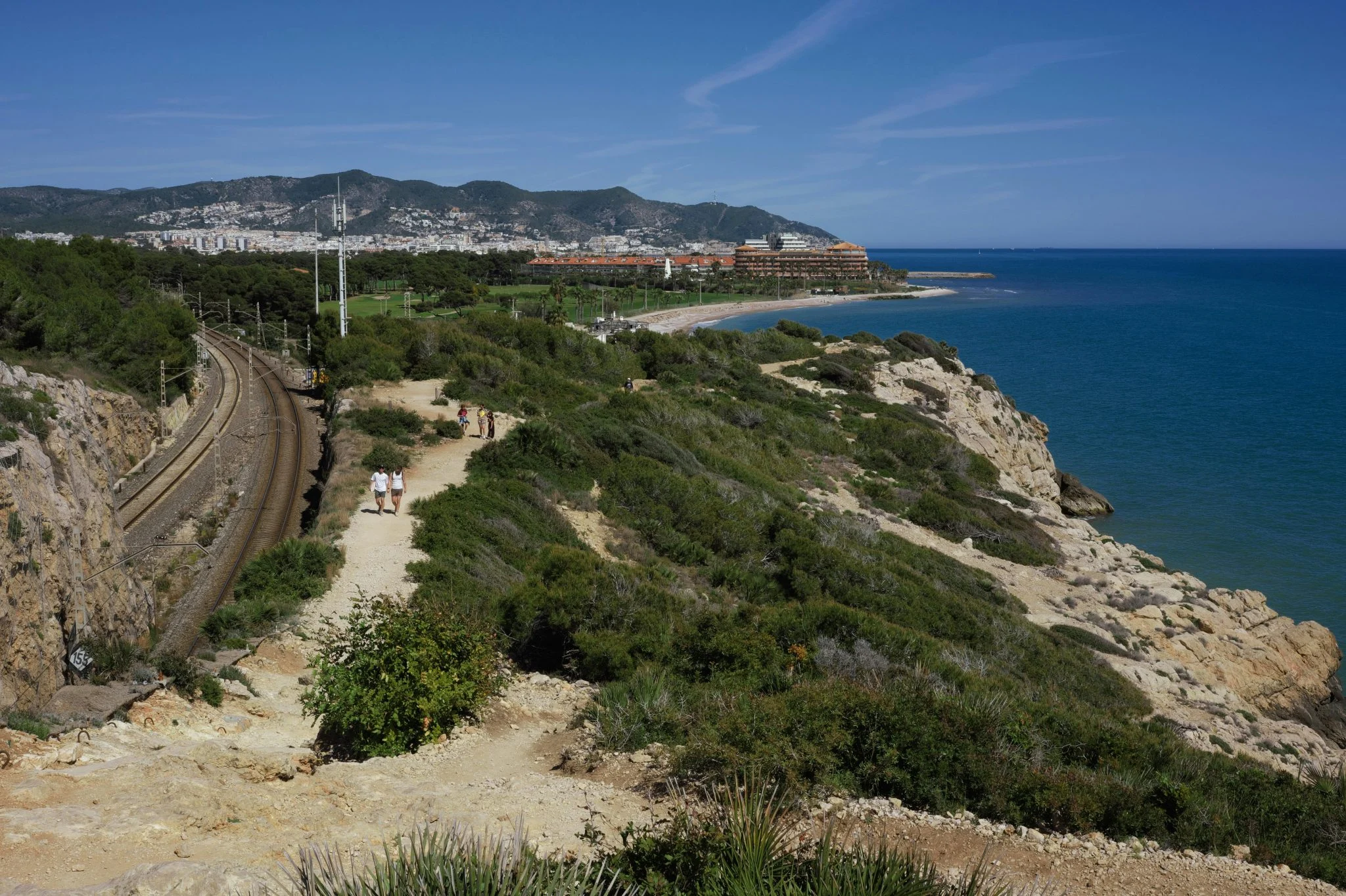 El Tribunal Supremo avala el rechazo en la frontera: Interior dicta la Instrucción 9/2026 para Ceuta y Melilla 1 Moncloa valla de Ceuta y Melilla