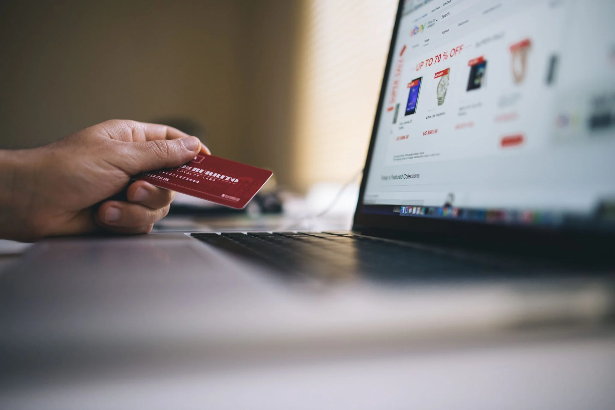Vulnerabilidad crítica en SAP Commerce Cloud ya es explotada en tiendas online 1 Moncloa CVE-2026-58231