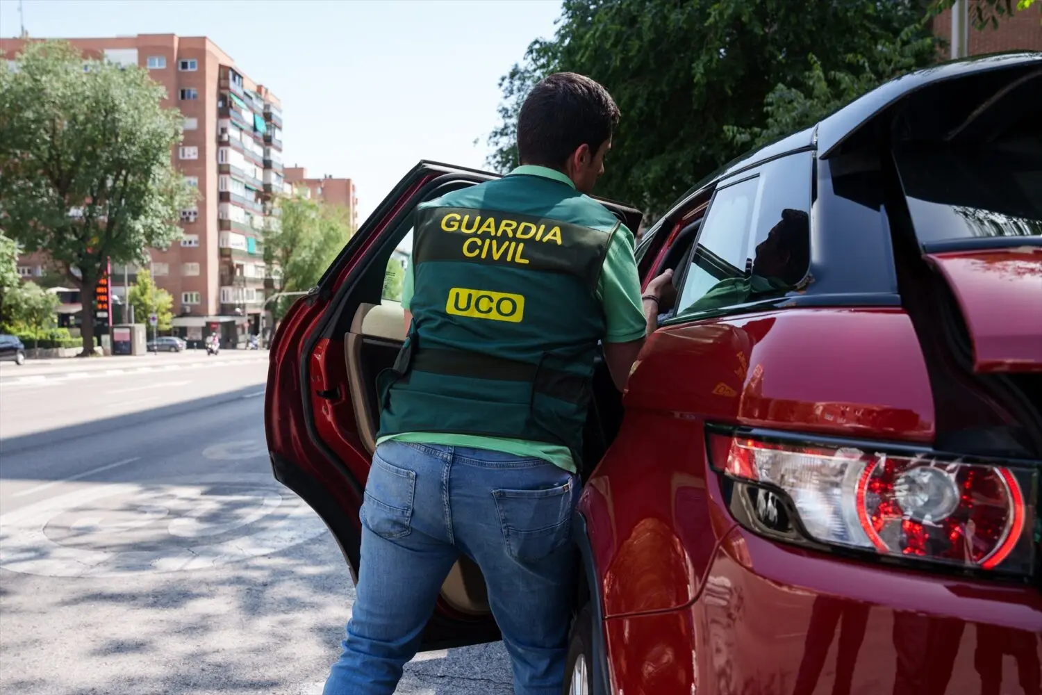 Agentes de la Unidad Central Operativa (UCO) de la Guardia Civil