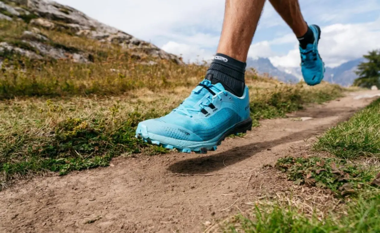 El Corte Inglés rebaja un 40 por ciento las zapatillas Skechers más vendidas para caminar cómodo todo el día El Corte Inglés rebaja un 40 por ciento las zapatillas Skechers más vendidas para caminar cómodo todo el día