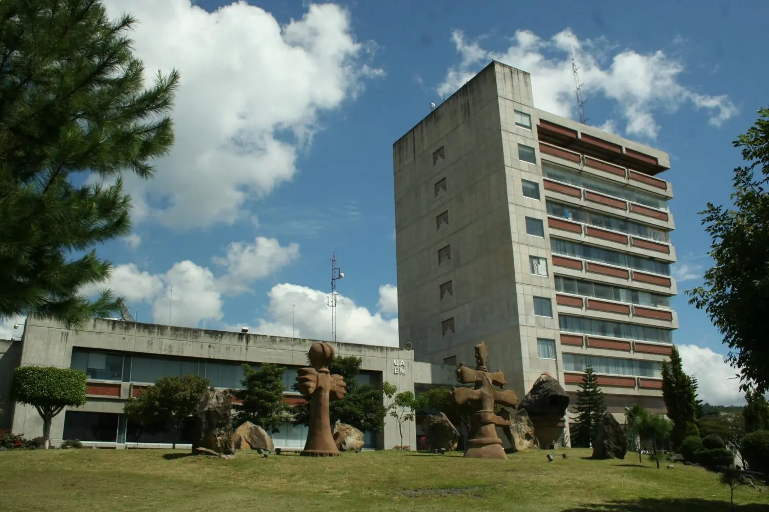 UAEM3 La Universidad del Estado de Morelos en México. UAEM