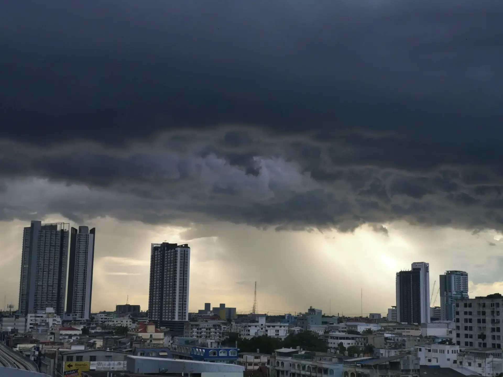 avisos-lluvia-catalunya-meteocat-naranja-portada avisos lluvia Catalunya