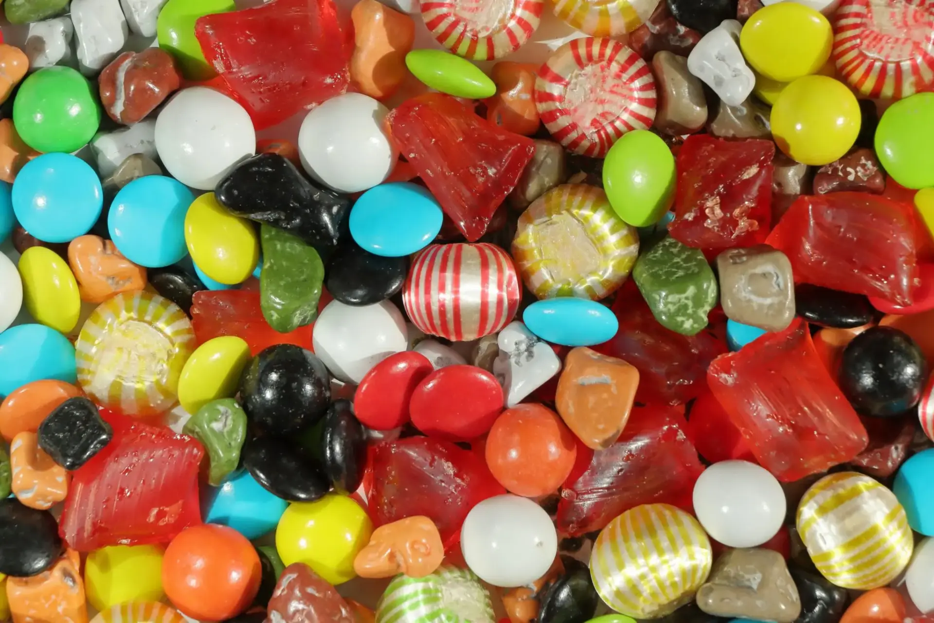 caramelos-la-elisa-reabren-fabrica-helli-portada caramelos La Elisa