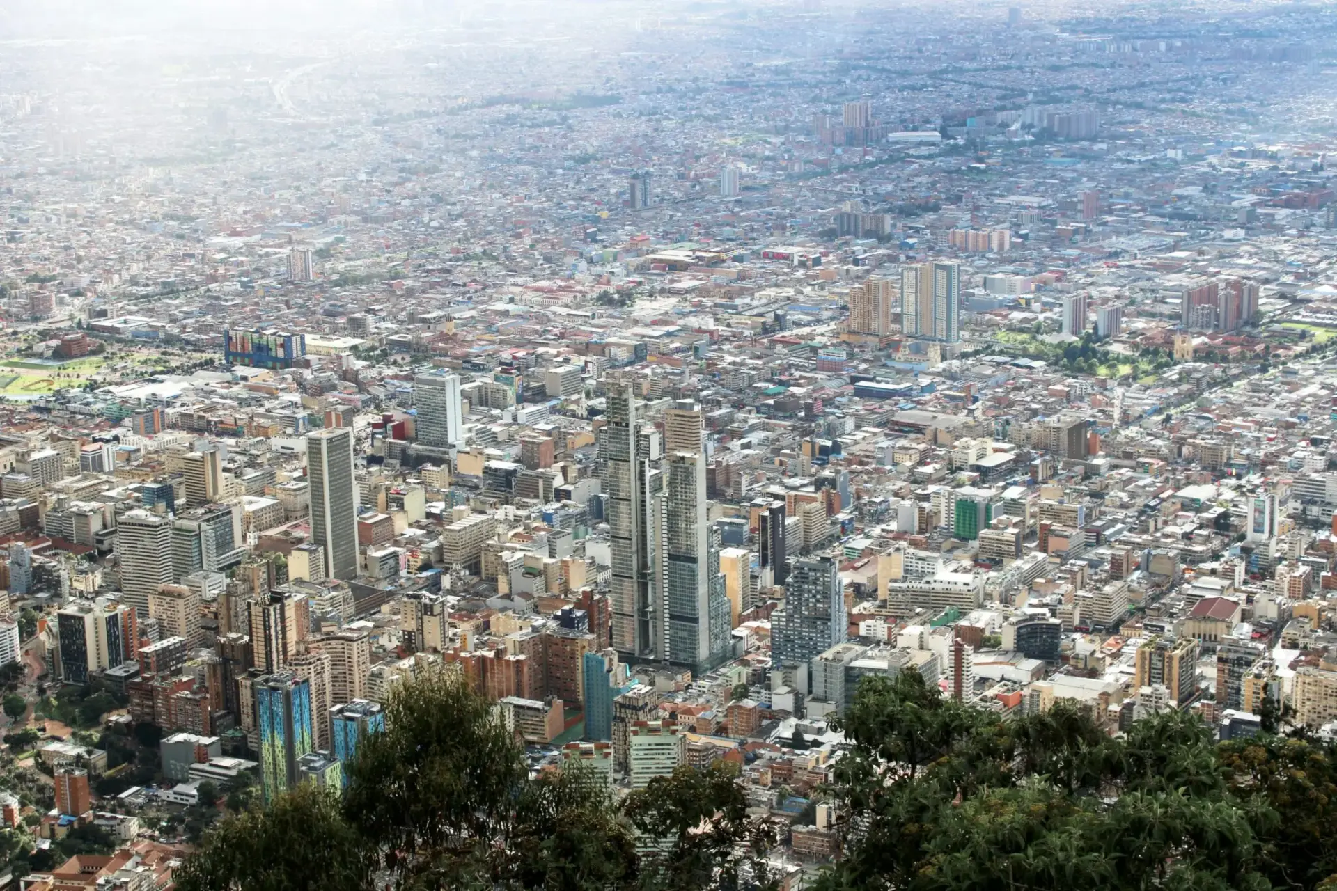 colombia-crisis-fmi-santander-de-la-espriella-1 De La Espriella