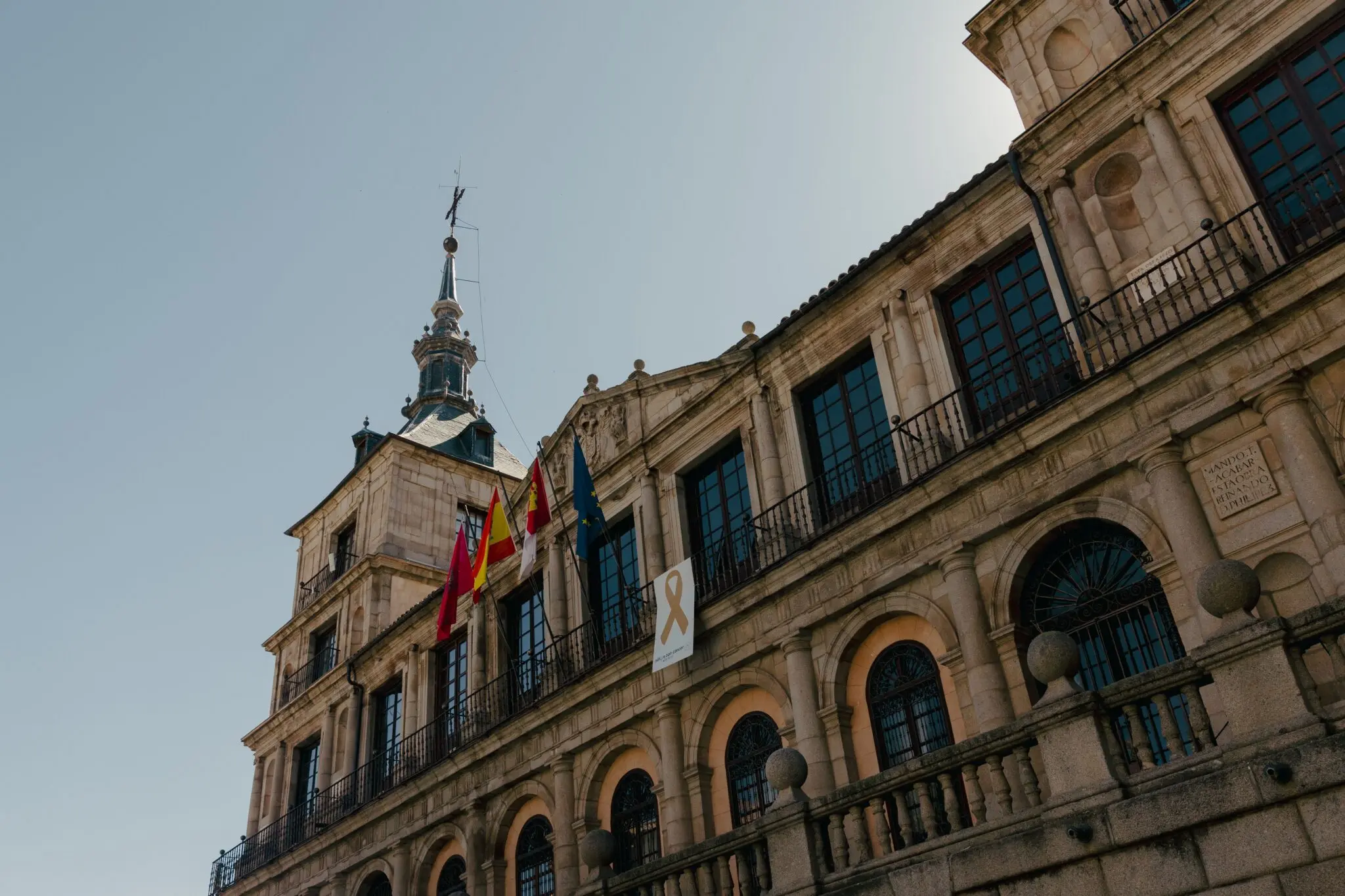 La Diputación de Valencia paraliza una oposición de seis conductores tras la denuncia del PSPV por filtración 1 Moncloa filtración oposición Valencia