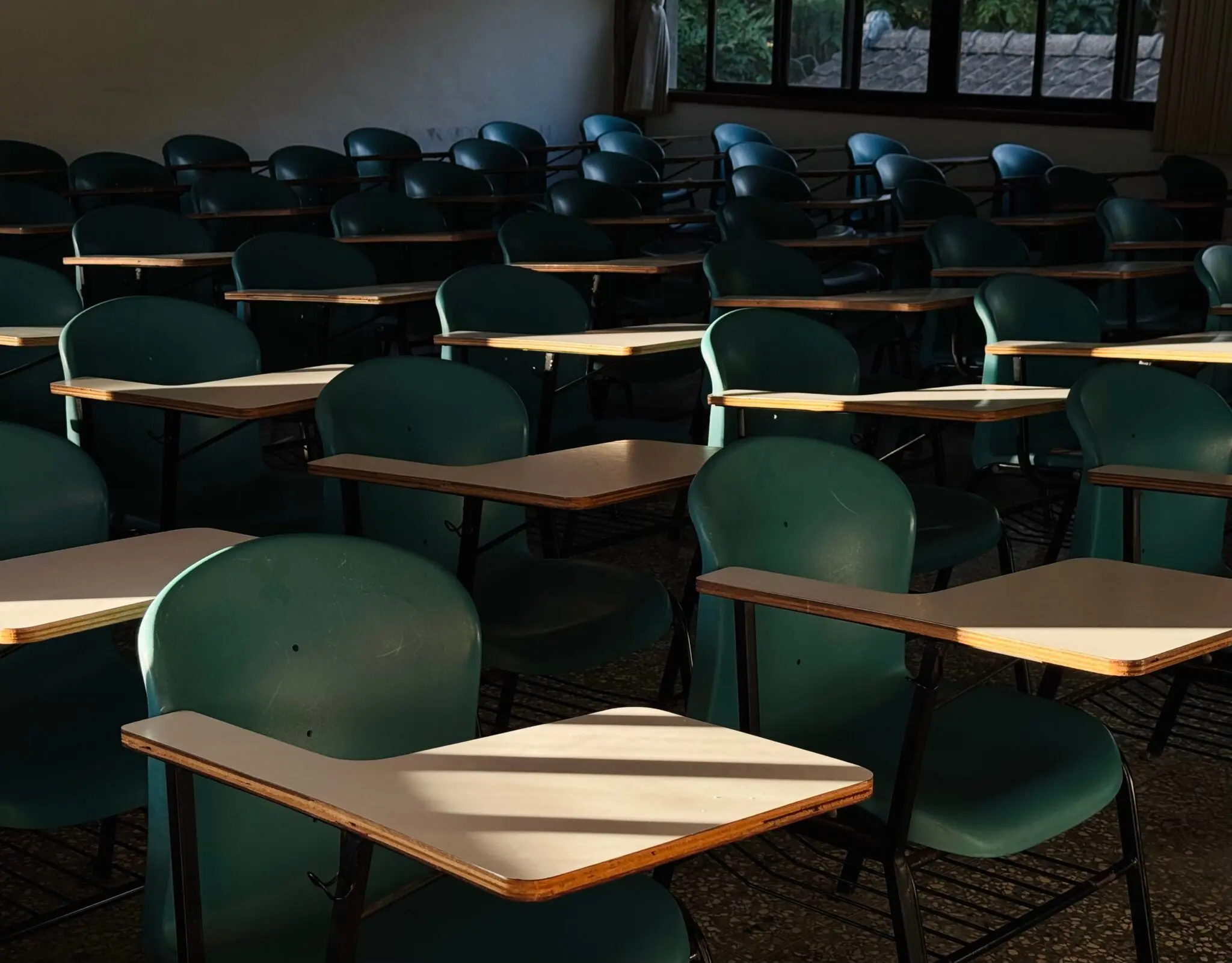 Un informe de CCOO confirma el desplome de la educación valenciana en PISA entre 2022 y 2025 1 Moncloa CCOO PV