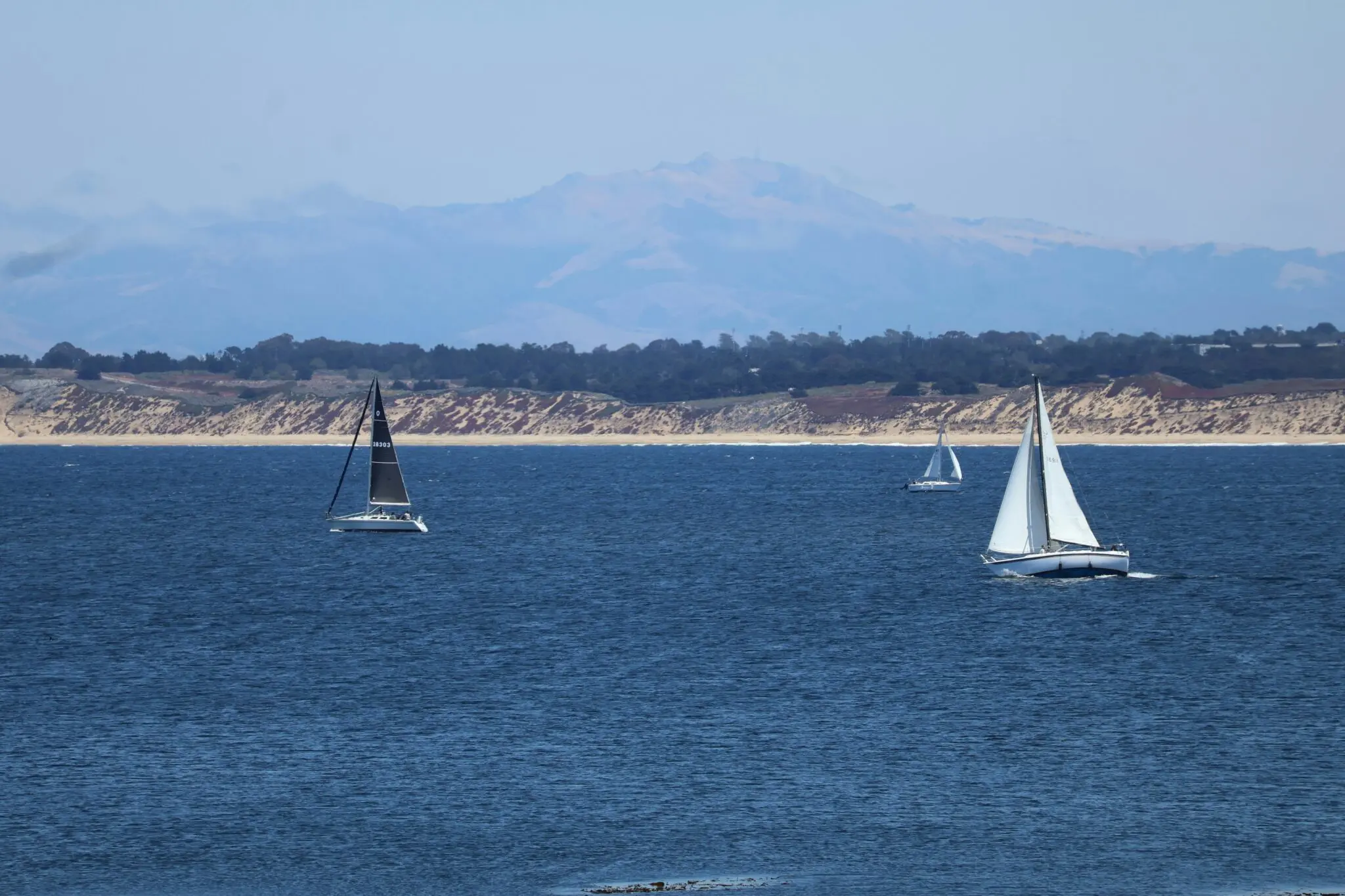 Juan Carlos I vuelve a Sanxenxo para competir en la 11ª Regata Rey Juan Carlos 1 Moncloa Regata Rey Juan Carlos