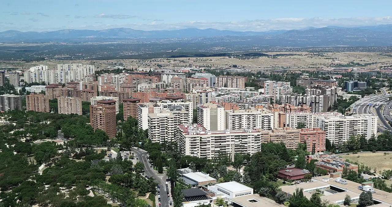 La Paz, el barrio pijo de Madrid donde el alquiler cae un 18% en un mes: así se explica la sorpresa La Paz, el barrio pijo de Madrid donde el alquiler cae un 18% en un mes: así se explica la sorpresa