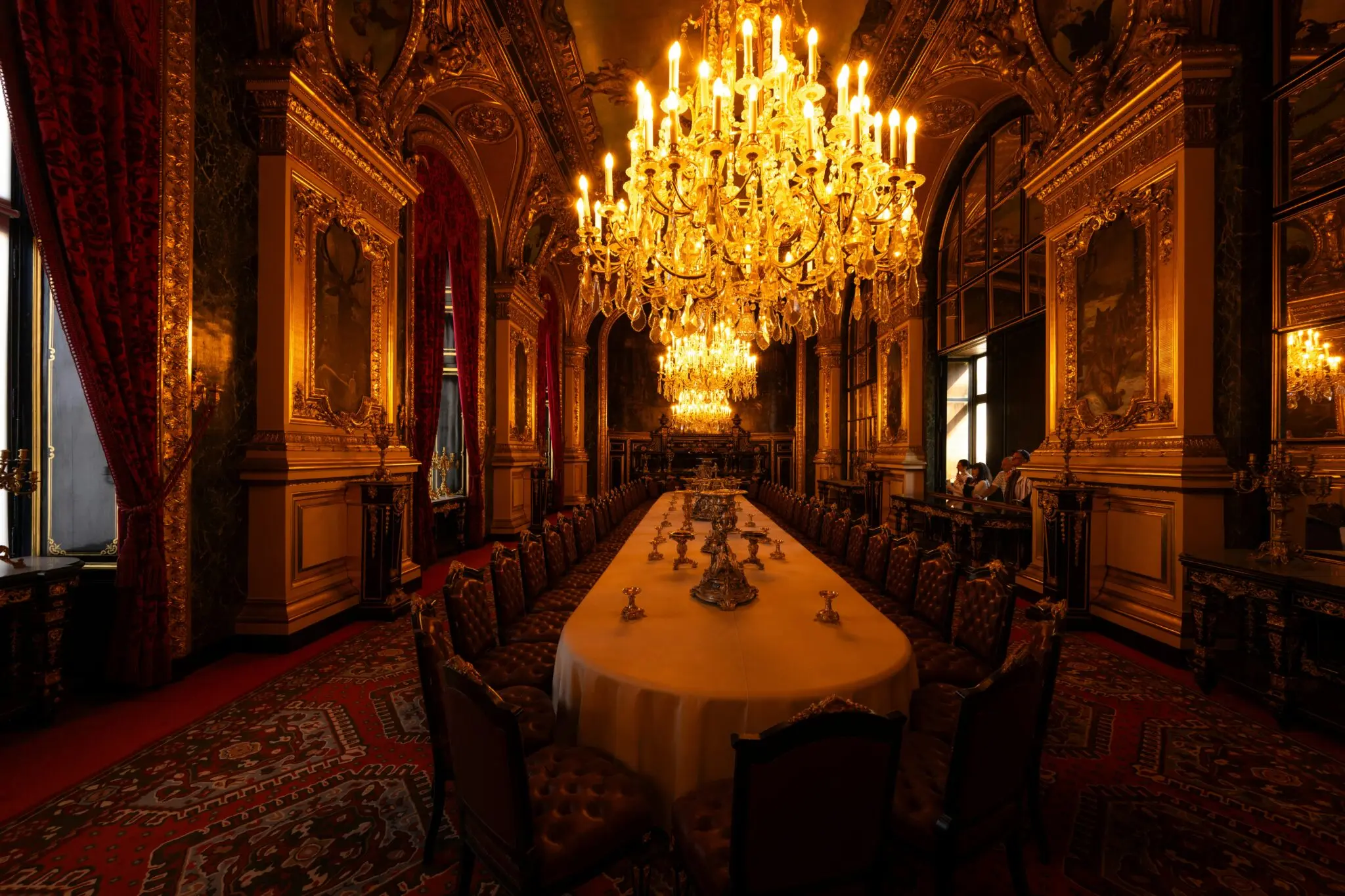 Letizia recupera la tiara floral y proyecta la moda española en la cena de gala con los Macron 1 Moncloa cena de gala Macron