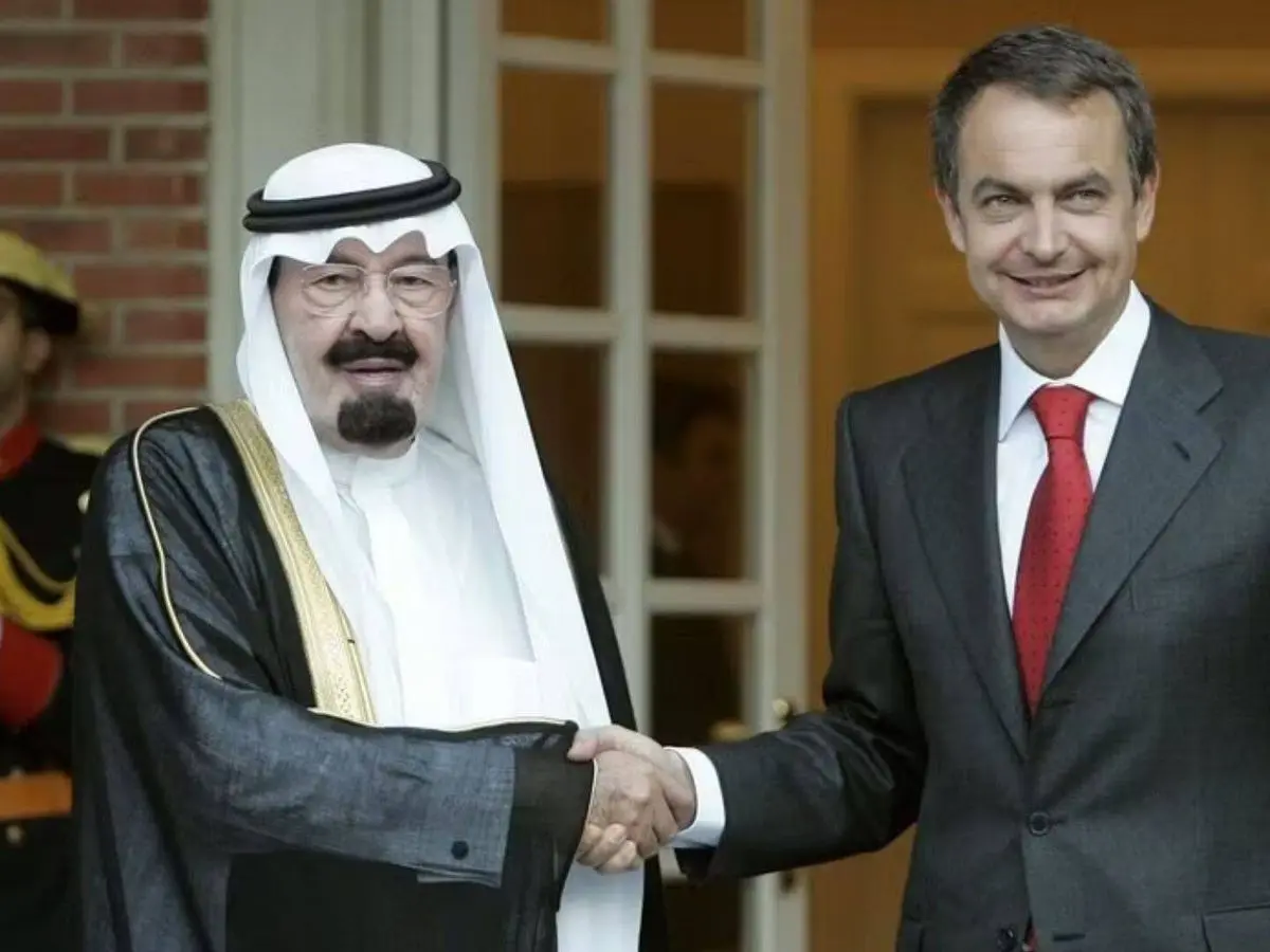 zapatero 2007 Zapatero con el rey de Arabia Saudí en 2007. AGENCIAS