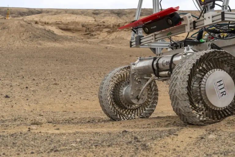 España prueba con éxito la tecnología que guiará los próximos todoterrenos en la Luna