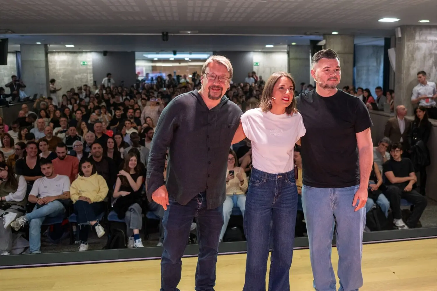 El portavoz de ERC en el Congreso de los Diputados, Gabriel Rufián (d) y la secretaria política de Podemos y eurodiputada, Irene Montero El portavoz de ERC en el Congreso de los Diputados, Gabriel Rufián (d) y la secretaria política de Podemos y eurodiputada, Irene Montero. Foto: Agencias