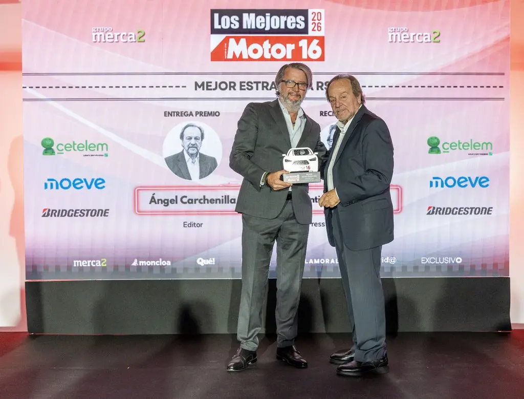 Premios Motor16 2026: una gala, en el 43 aniversario, que celebra la excelencia 7 Motor16 PREMIO HYUNDAI SANTIAGO DE LA ROCAH Moncloa